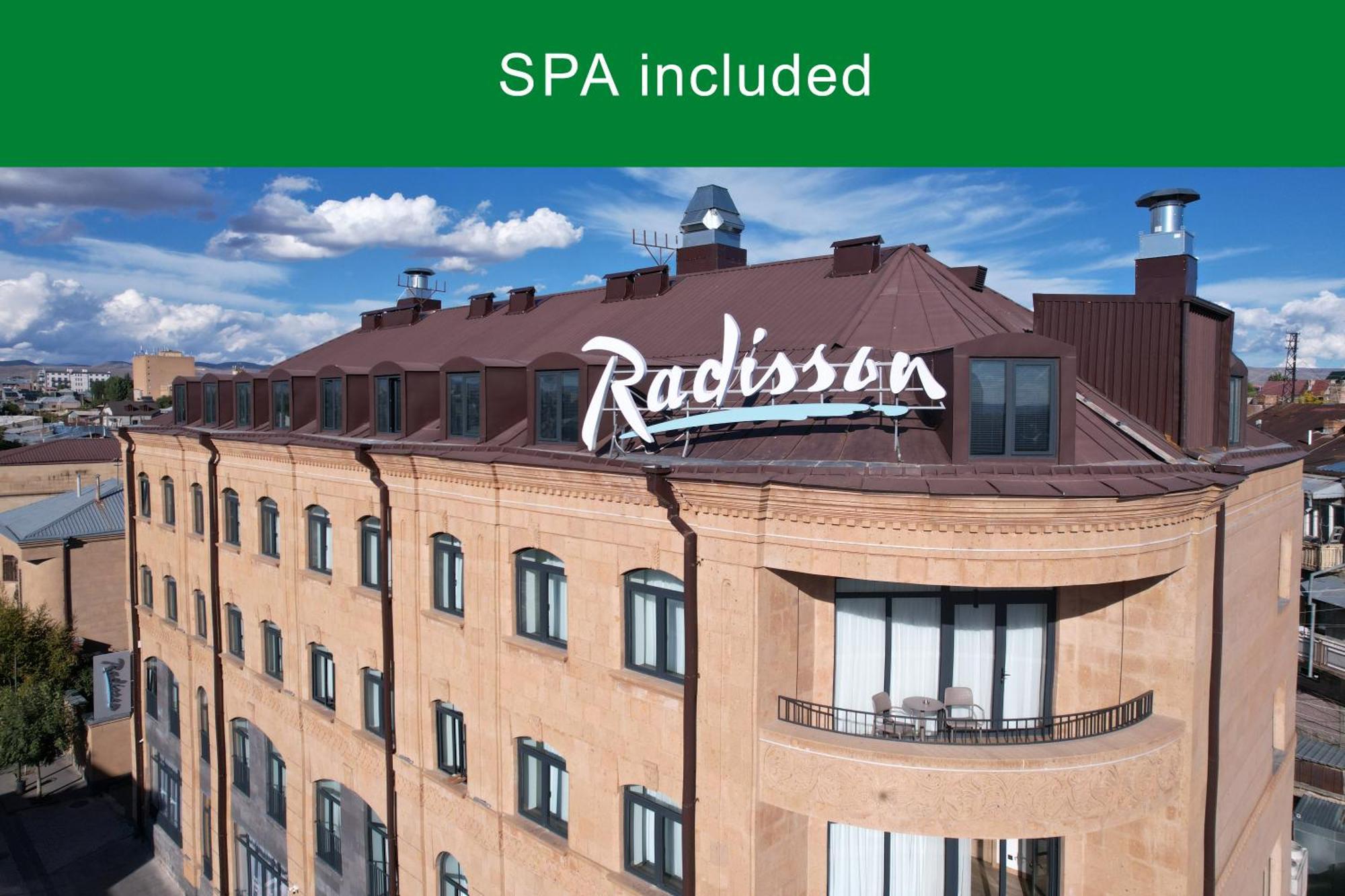 Radisson Hotel & Spa Gyumri Esterno foto